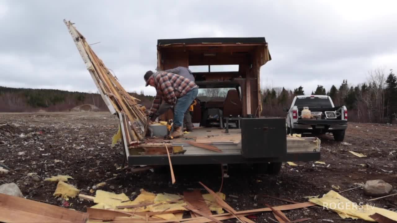 The Newfoundland Hobbyist